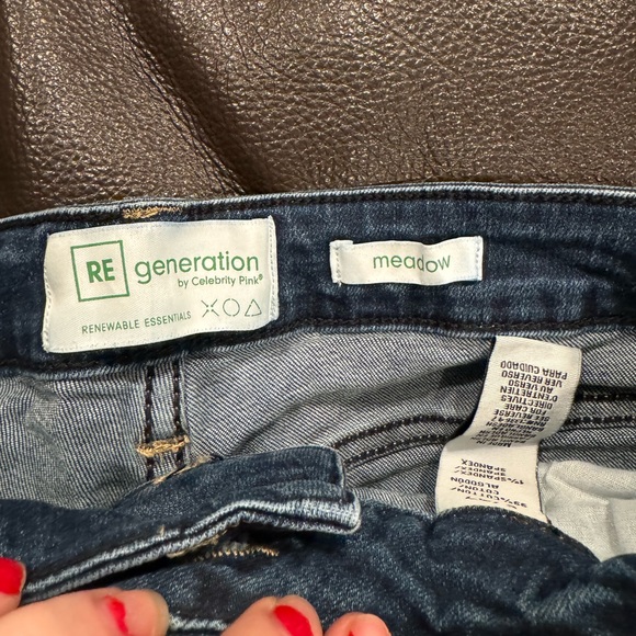 RE generation👖Jean Shorts - Picture 3 of 4